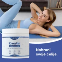 Mlada žena trenira i koristi kreatin da nahrani svoje ćeilje energijom
